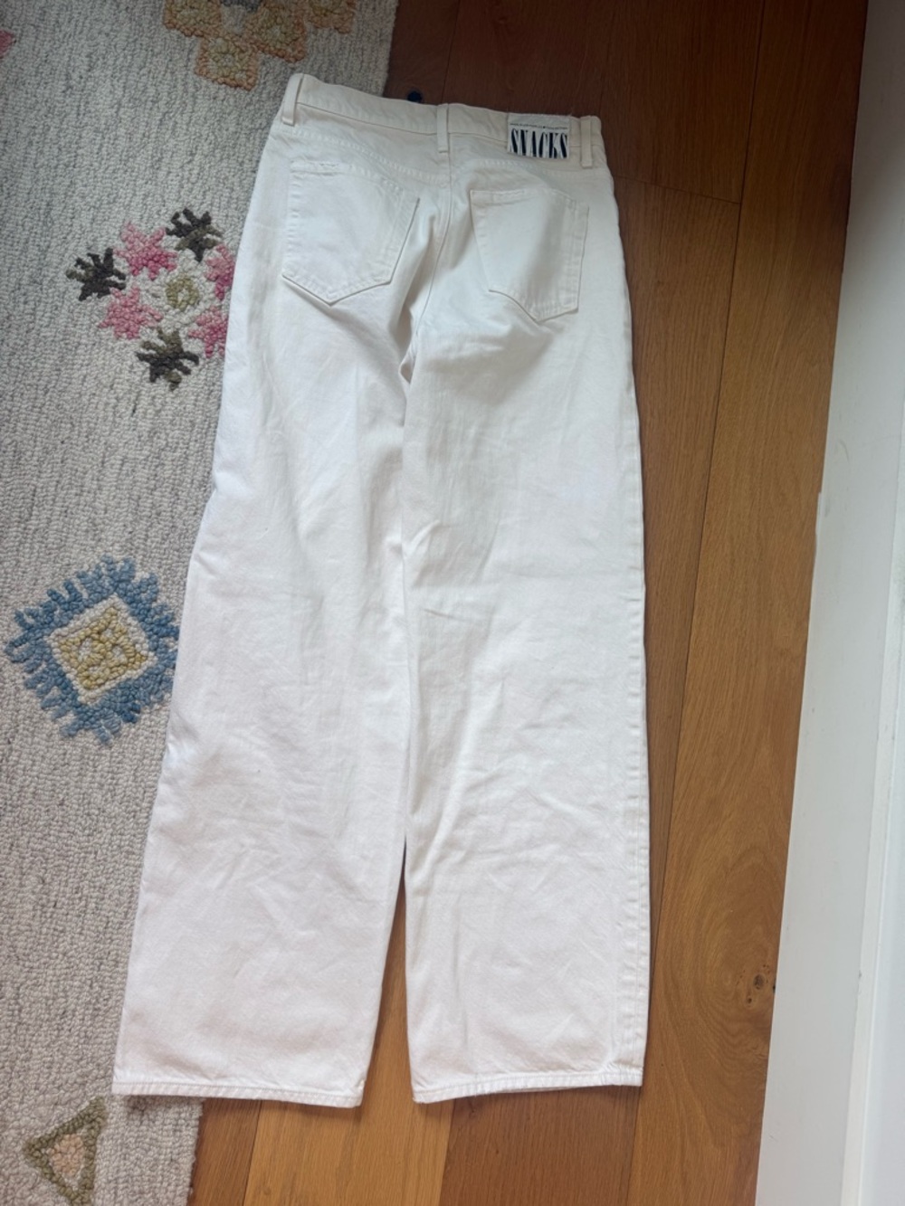 White High-Rise Wide-Leg Women’s Jeans - Mother Snacks Fun Dip Puddle - Picture 6 of 7